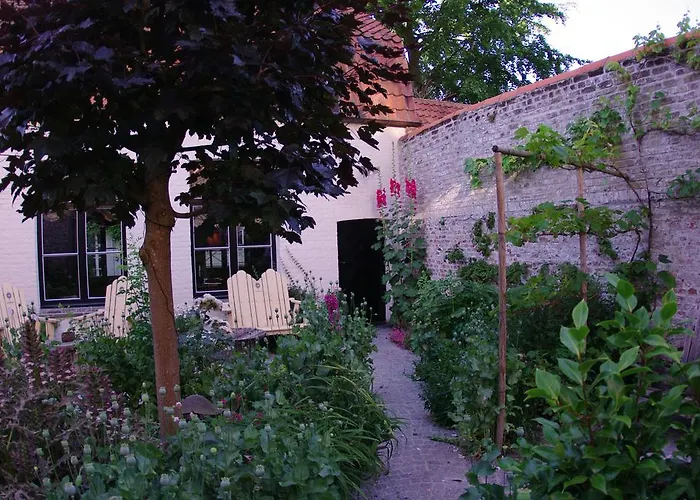 B&B Canal Deluxe